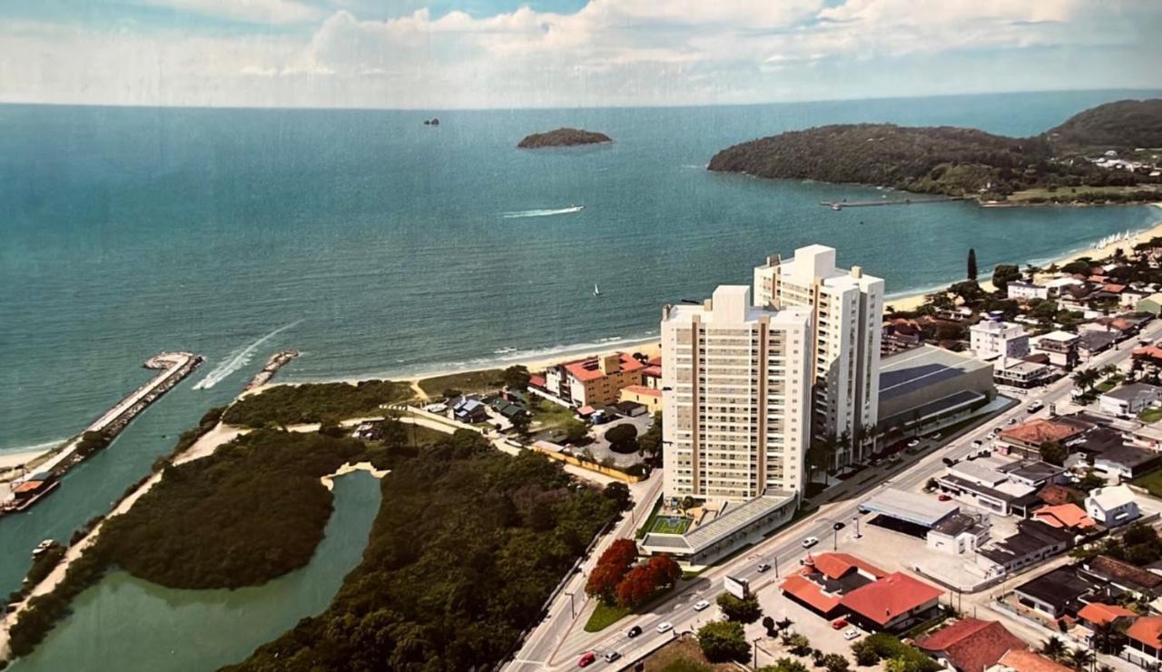 Apartamento Novo Frente Mar Com Piscina Em Home Club Пеня Екстериор снимка